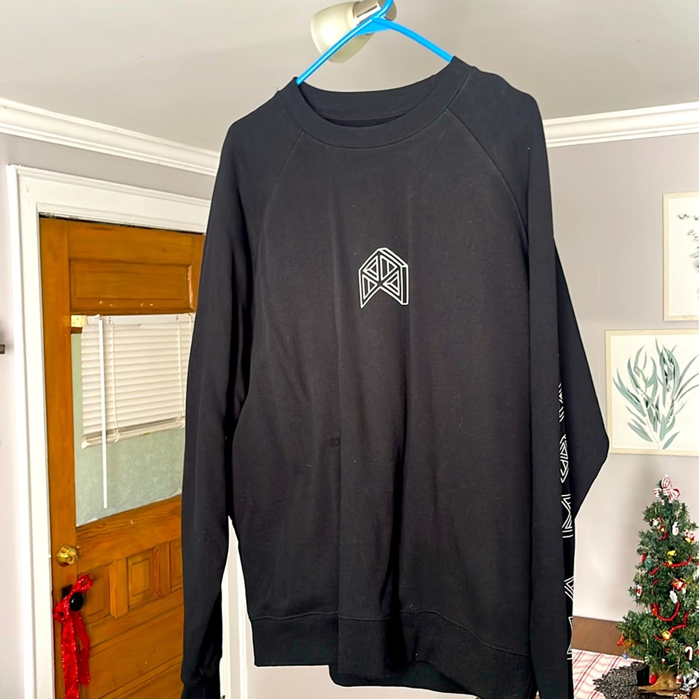 Crew neck